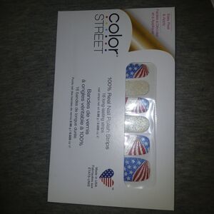 Color Street Nail Polish Strips with American Flag Design